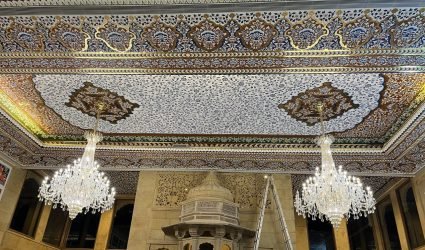 photo_6120552800711282633_y